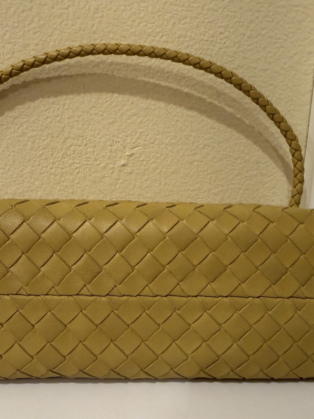 Bottega Veneta Intrecciato Shoulder Bag Woven Leather Frame Pochette Yellow - Picture 5 of 16